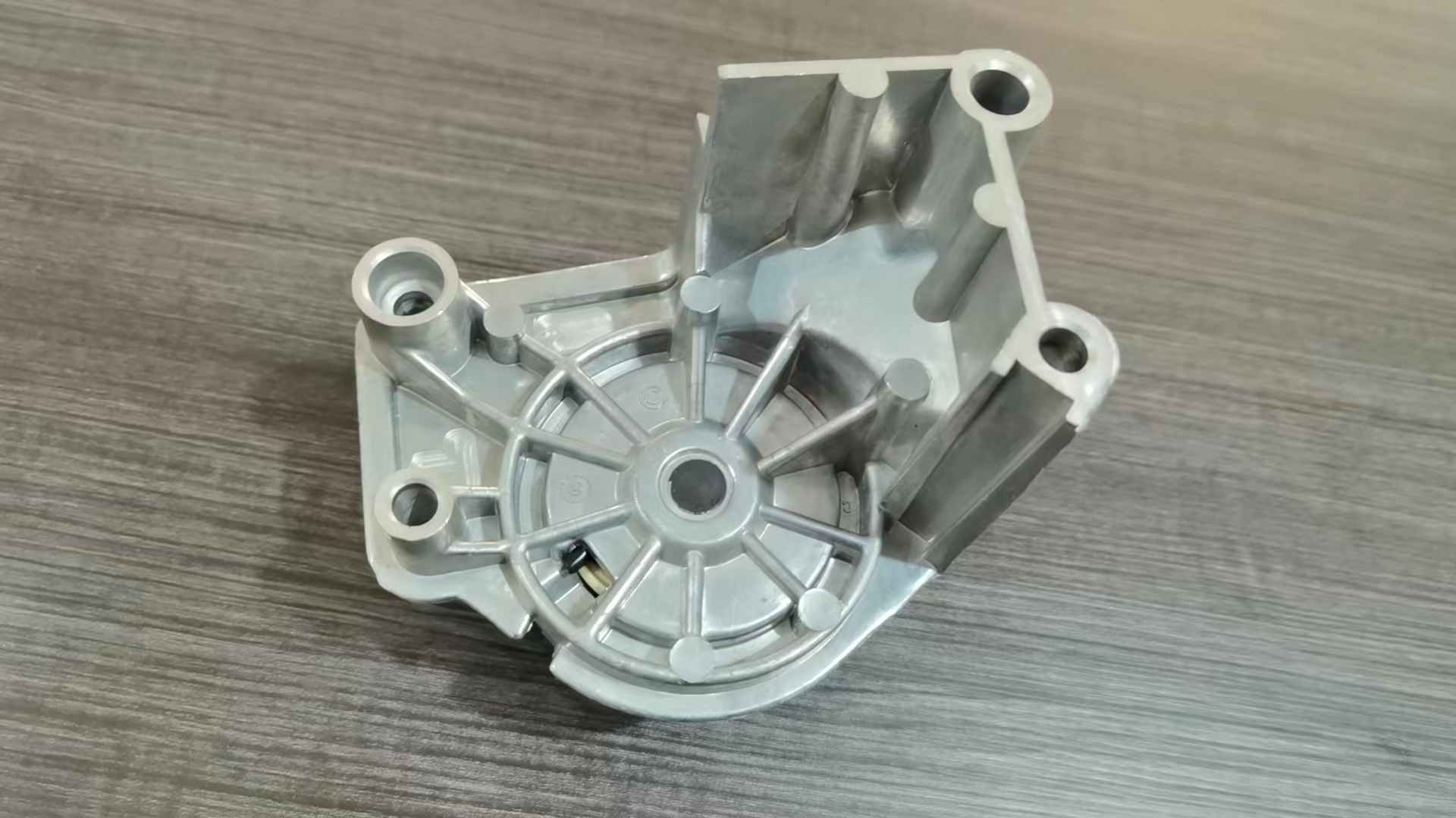 16603-0W010 16620-0W035 16603-0W030 16603-50010 16603-50020 531083110